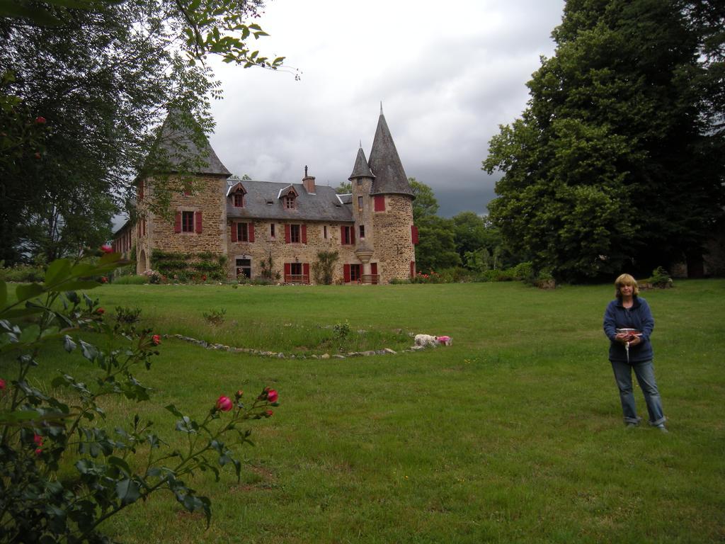 Chateau De Bellefond Lagraulière Exterior foto
